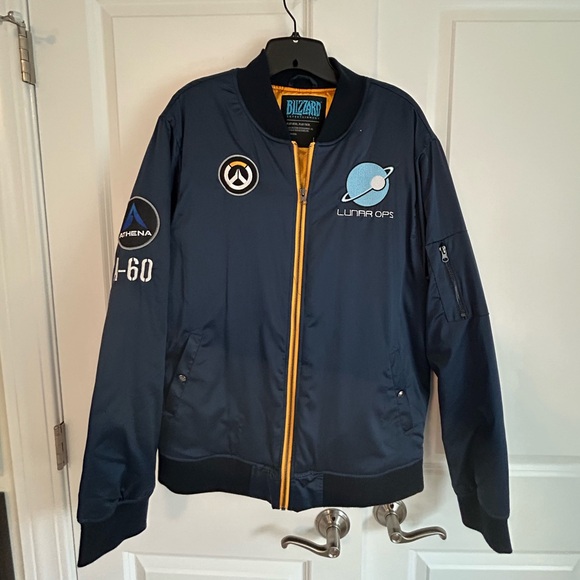 Blizzard WINSTON OVERWATCH FULL-ZIP WINSTON SPACE BOMBER JACKET MUR10 size L - Picture 2 of 7